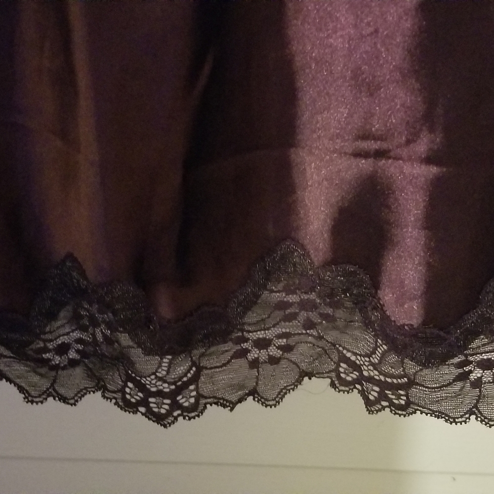 Lingerie - Picture 4 of 4